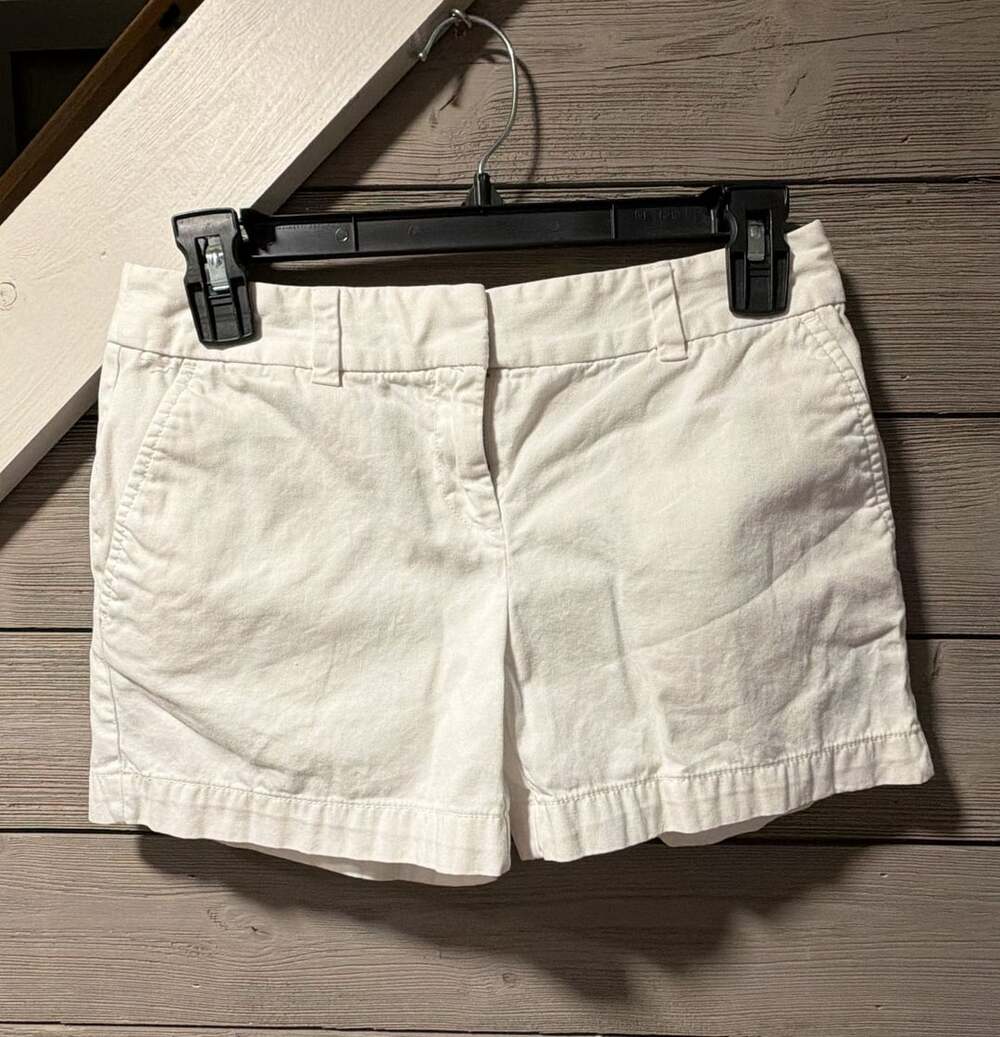Ann Taylor LOFT Shorts Size 00 Original White Chino